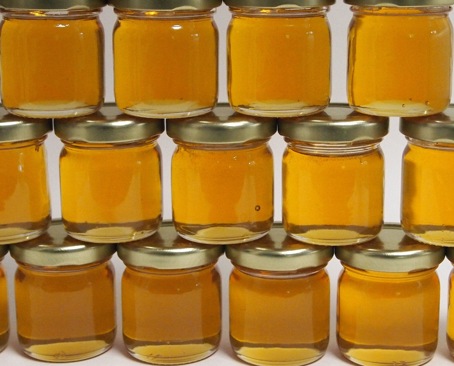 Honey Jar Wedding Favors
 100 Plain Honey Jars Wedding Favors by CustomLoveGifts on Etsy