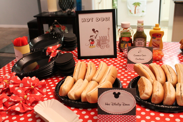 Hot Party Food Ideas
 Mickey & Minnie Mouse party Birthday Party Ideas
