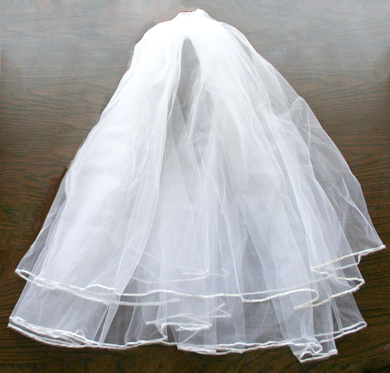 How Do You Make A Wedding Veil
 Make your own wedding veil