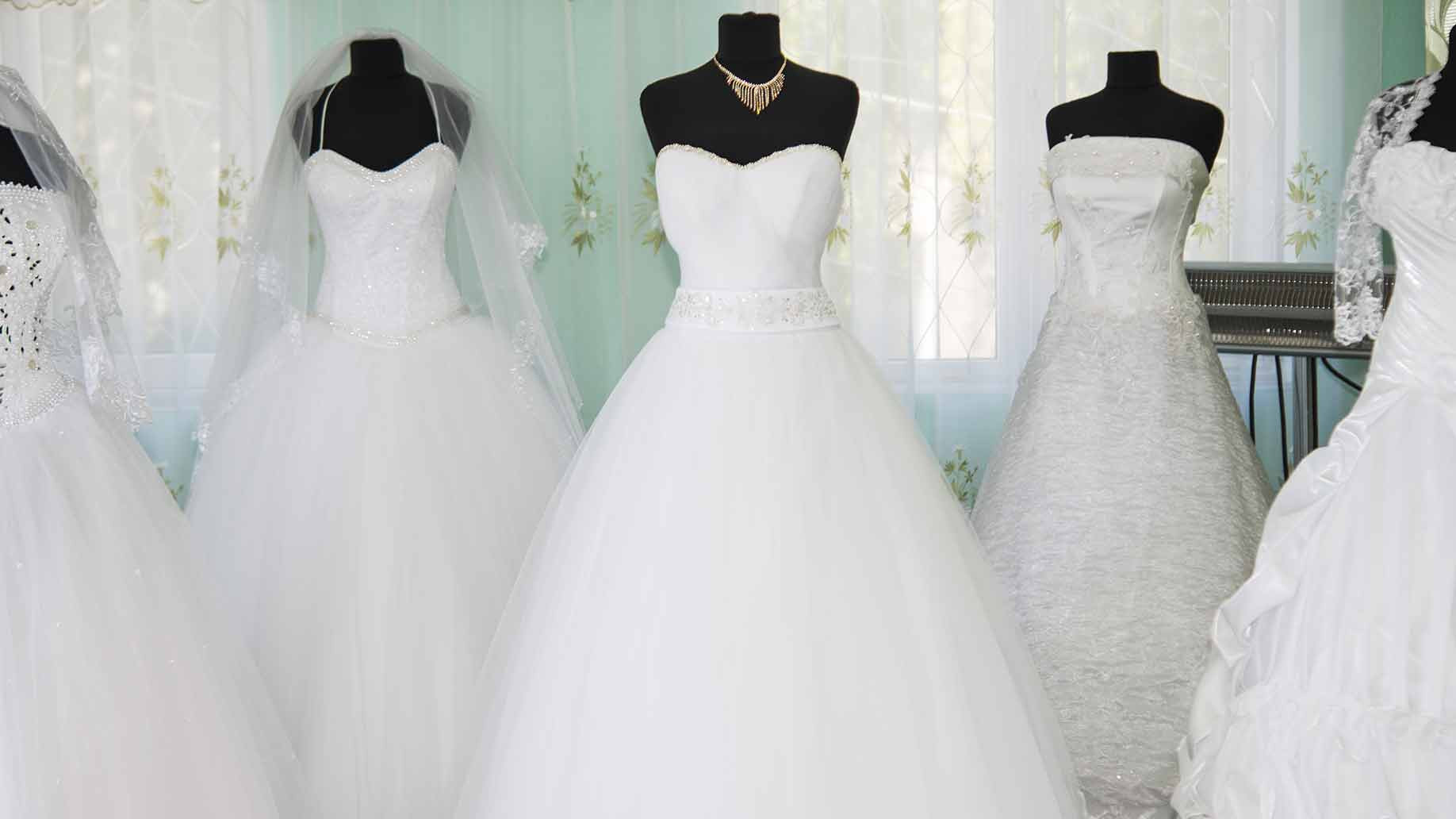 How Much Does A Wedding Dress Cost
 How Much Does a Wedding Dress Cost Prices