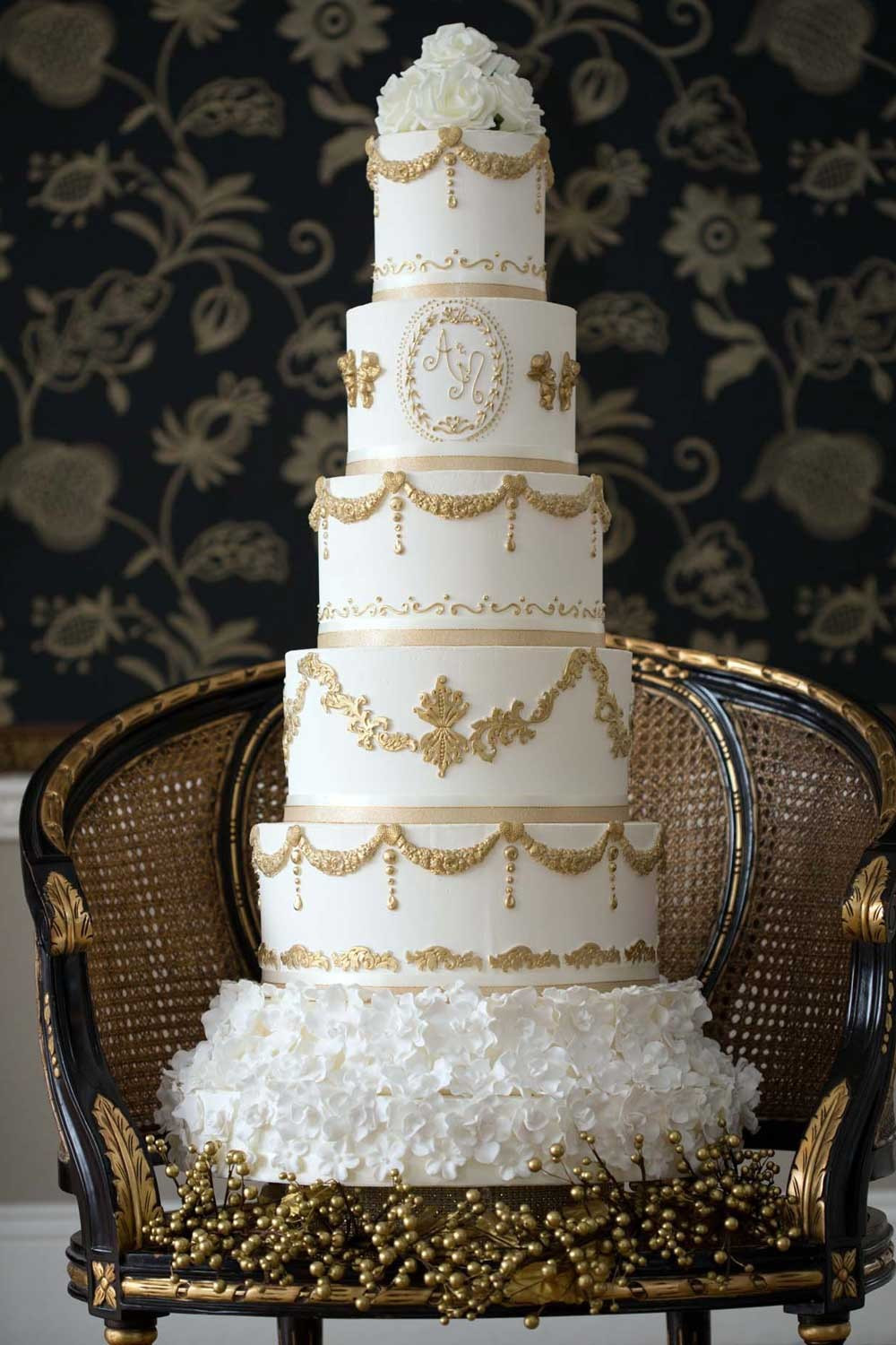 How Much Does Wedding Cake Cost
 Wedding Cake Prices Guide for bud s from £100 to over £