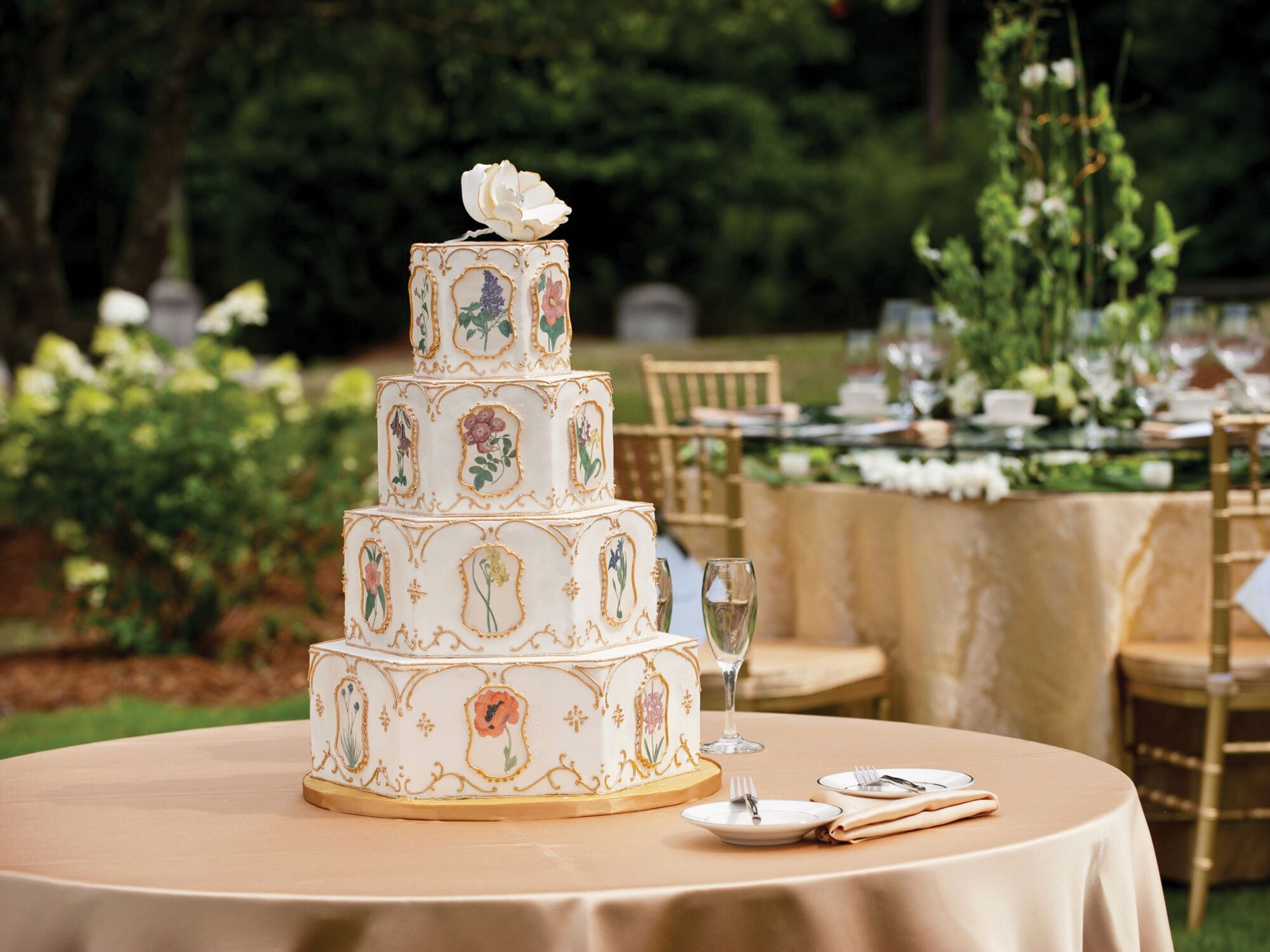 How Much Does Wedding Cake Cost
 Wedding Cake How Much Do Wedding Cakes Cost