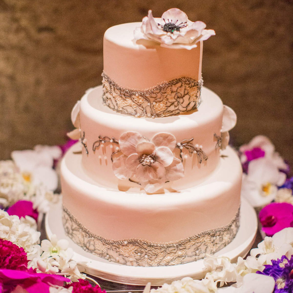 How Much Does Wedding Cake Cost
 Wedding Wednesdays Q&A How Much Do Wedding Cakes Cost