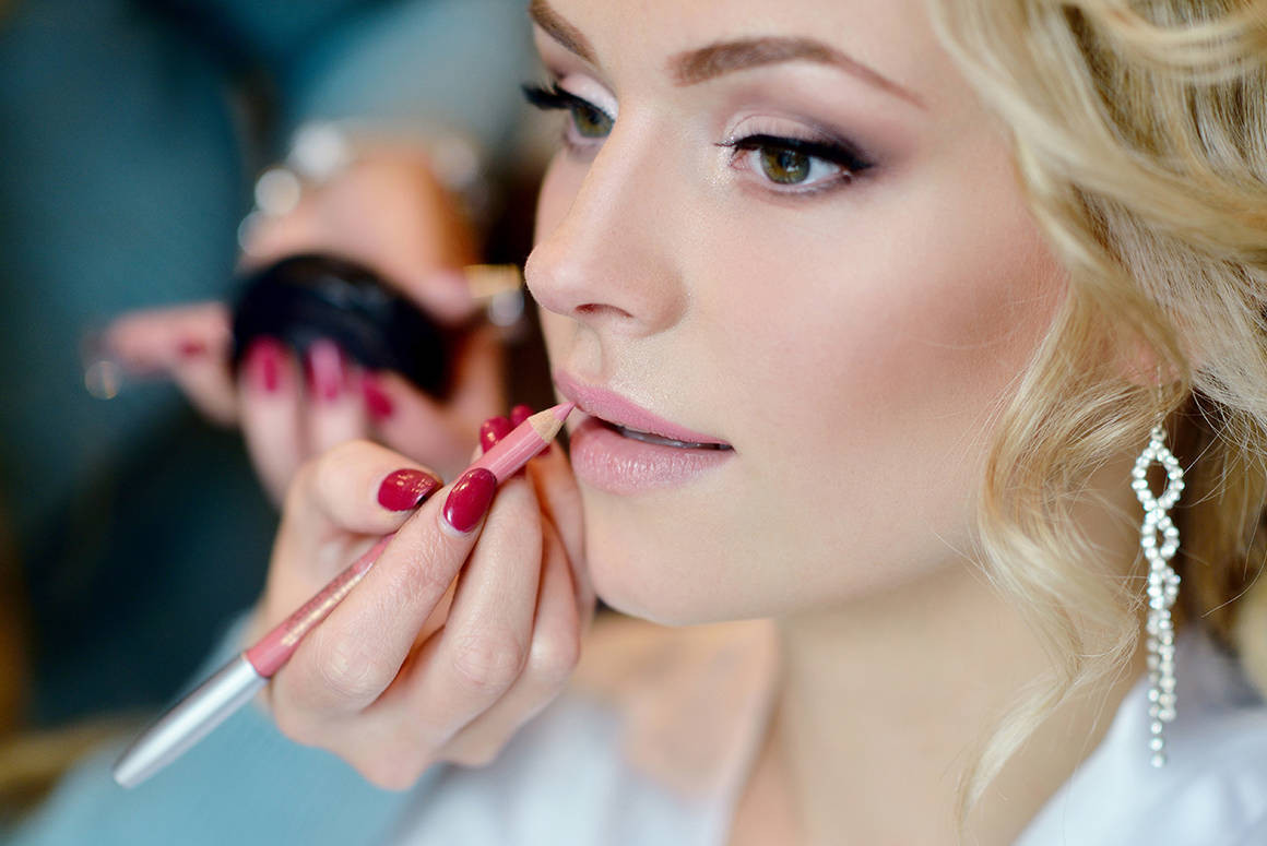 How Much To Tip Makeup Artist For Wedding
 Brides Make up look the best on your wedding Bride