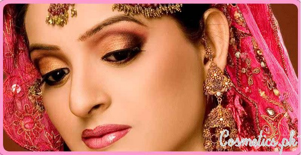 How To Apply Wedding Makeup
 How To Apply Bridal Eye Makeup Correctly 7 Easy Steps