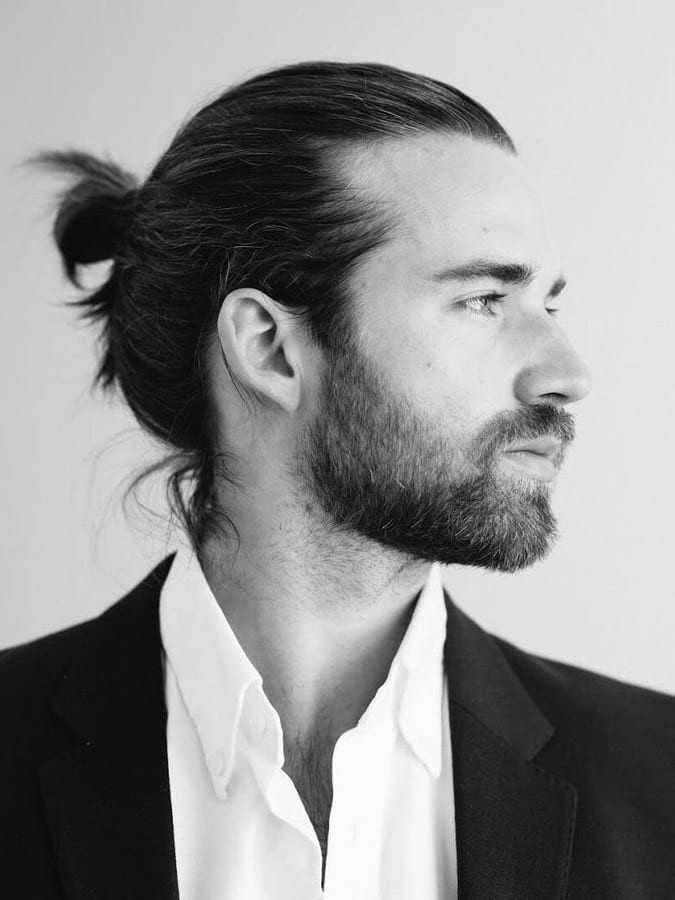 How To Do Mens Hairstyles
 11 Manly Man Bun & Top Knot Hairstyle binations