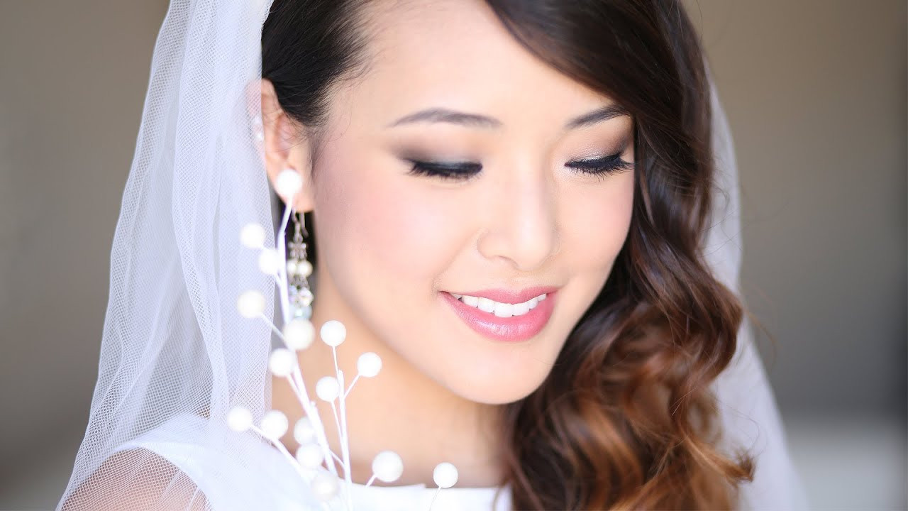 How To Do Wedding Makeup
 Bridal Wedding Makeup Tutorial
