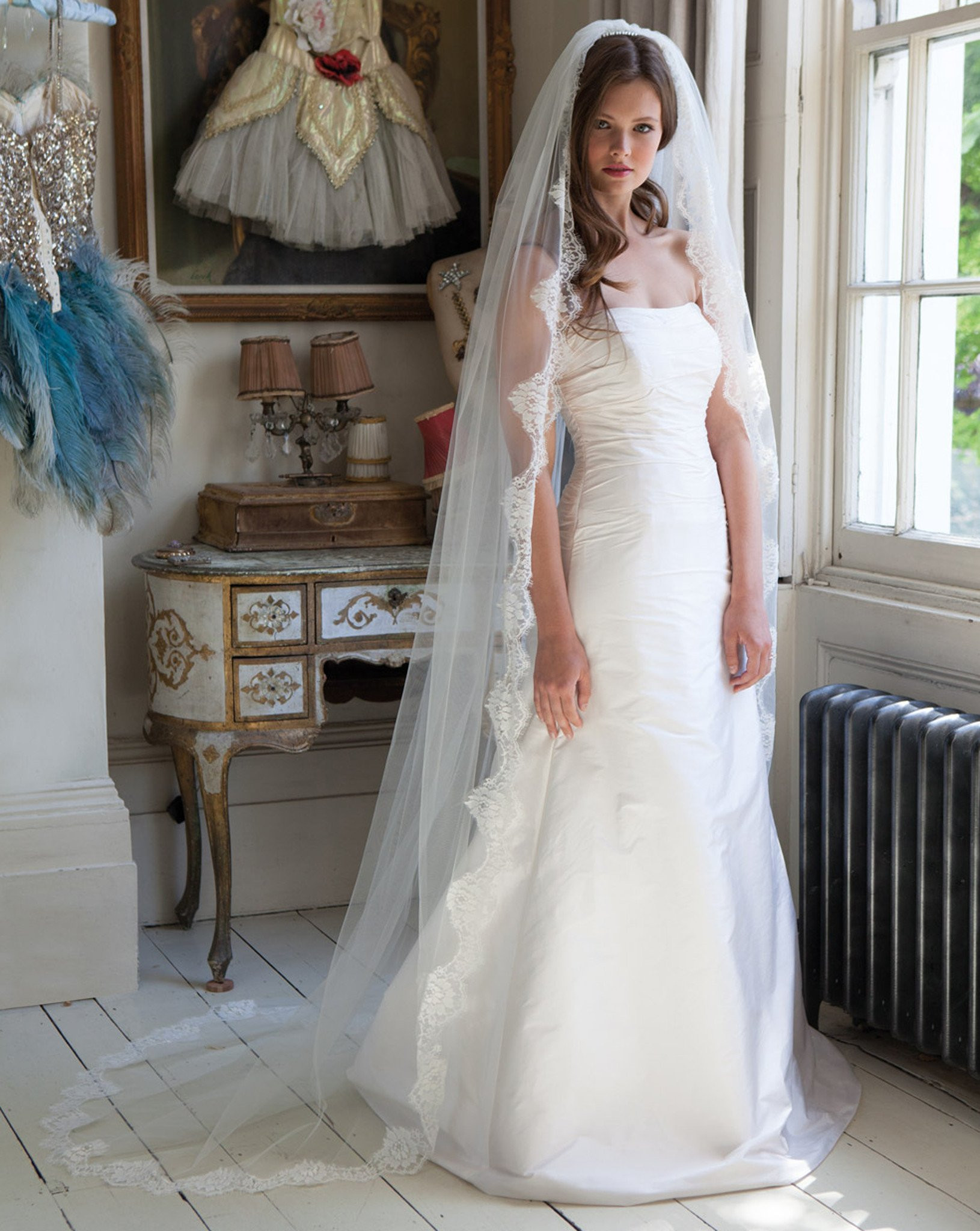 How To Make A Wedding Veil With Lace Trim
 Veil train length with chantilly lace trim Spellbinder
