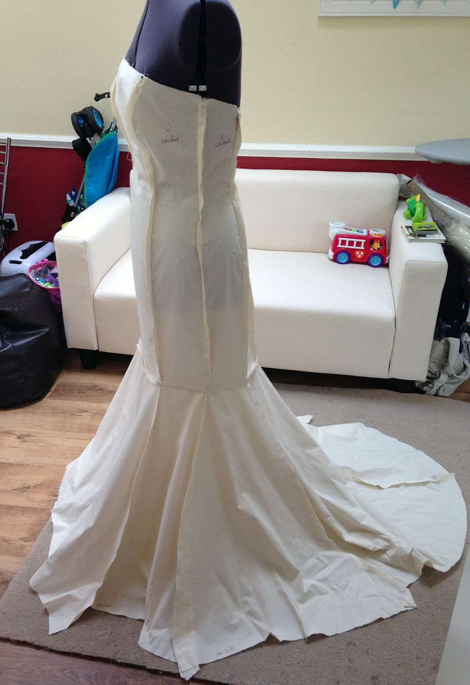 How To Make Your Own Wedding Dress
 Fishtail wedding dress pattern stage 1 Make Your Own