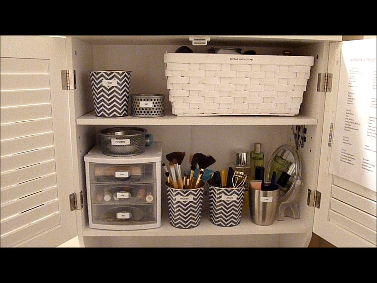 How To Organize Makeup DIY
 DIY Makeup Organizing Ideas for Simple but Stylish