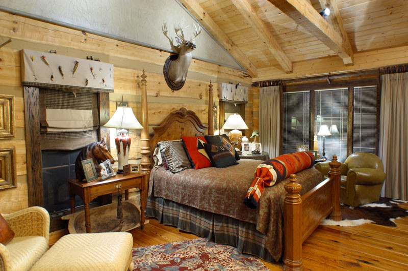 Wall Decor In Hunting Theme For Bedroom