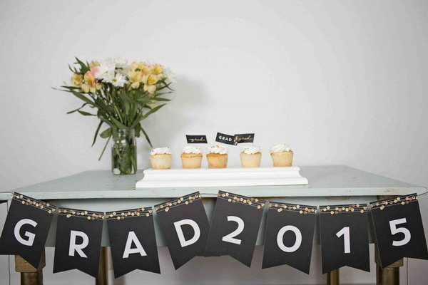 Ideas For Decorating For A Graduation Party
 25 DIY Graduation Party Decoration Ideas Hative
