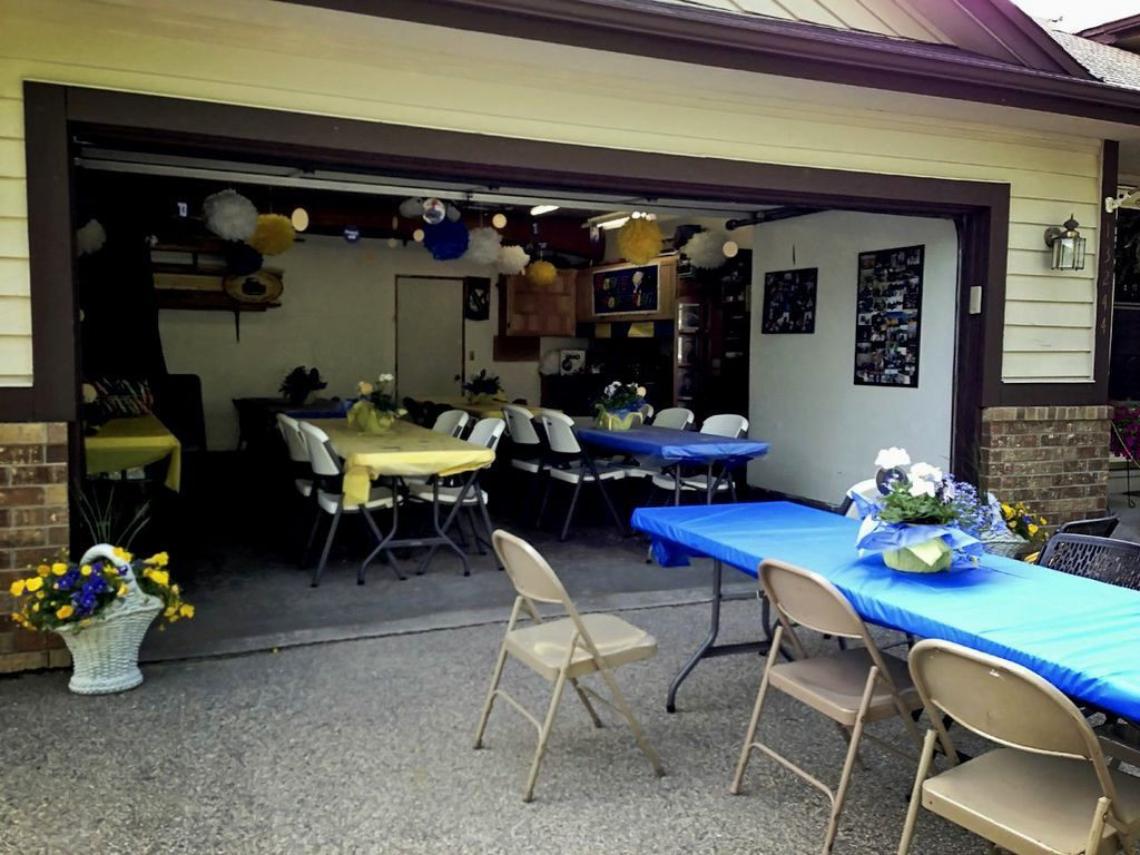 Ideas For Guys Graduation Party
 outdoor graduation party ideas for guys