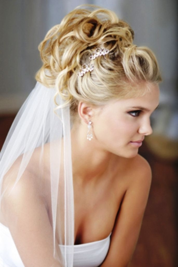 Images Of Updos Hairstyles
 30 Beautiful Wedding Hair For Bridal Veils