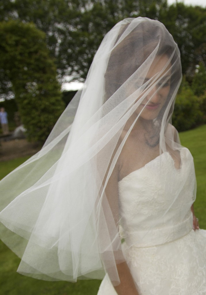 Images Of Wedding Veils
 5 Ways to Wear Your Veil
