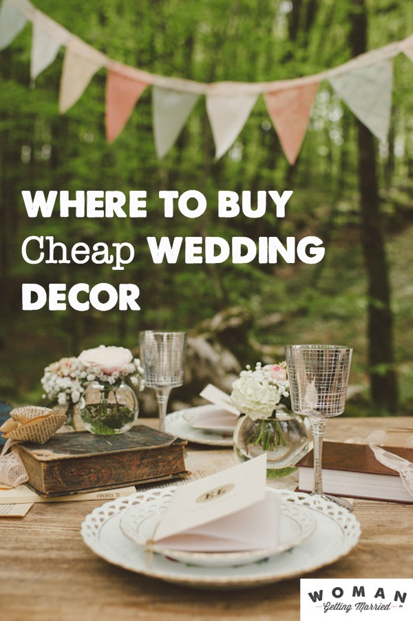 Inexpensive Wedding Decor
 Cheap Wedding Decorations That Are Still Awesome
