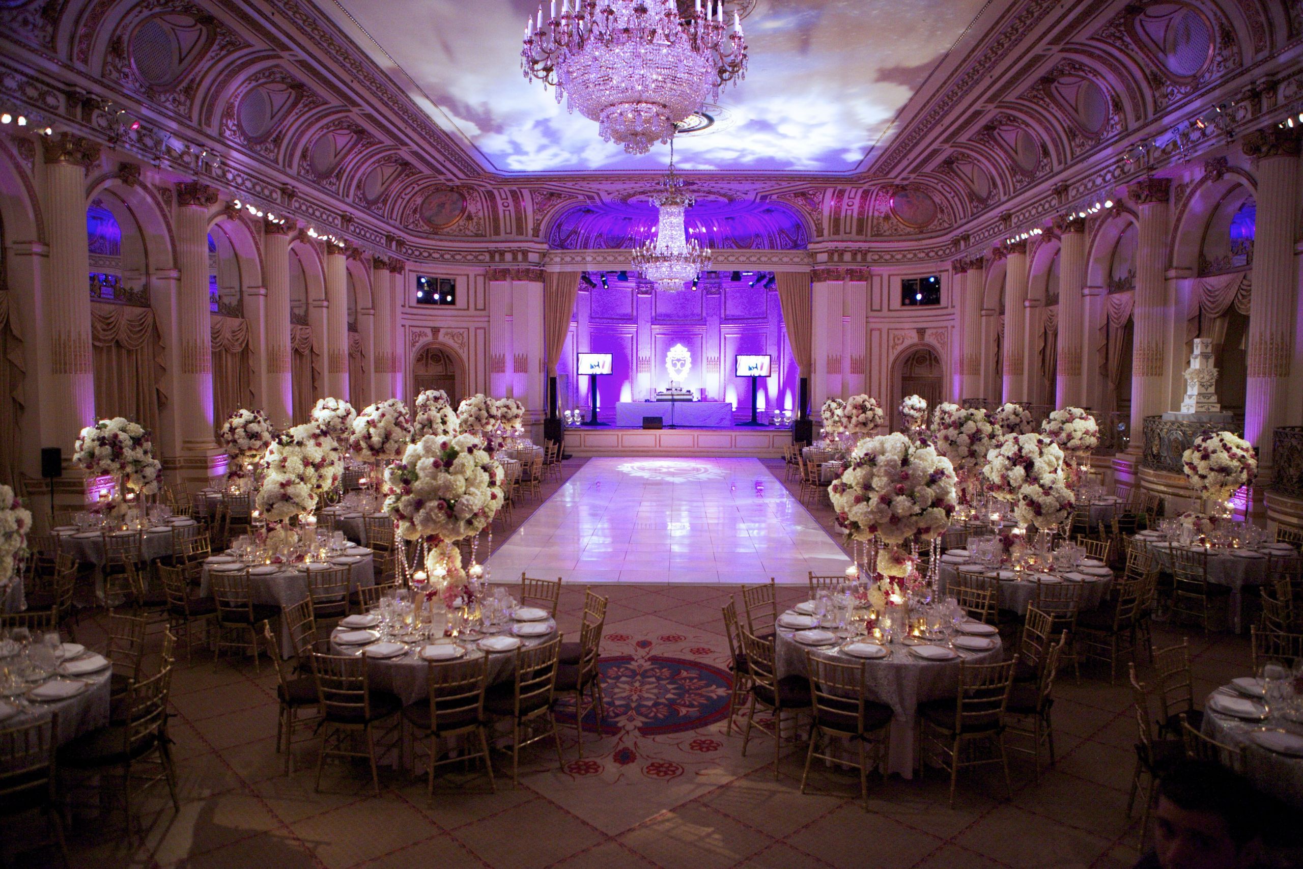 Inexpensive Wedding Venues In Ny
 New York Wedding J J at the Plaza