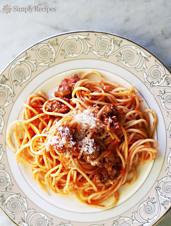 Italian Spaghetti Recipe
 EASY Italian Sausage Spaghetti Recipe