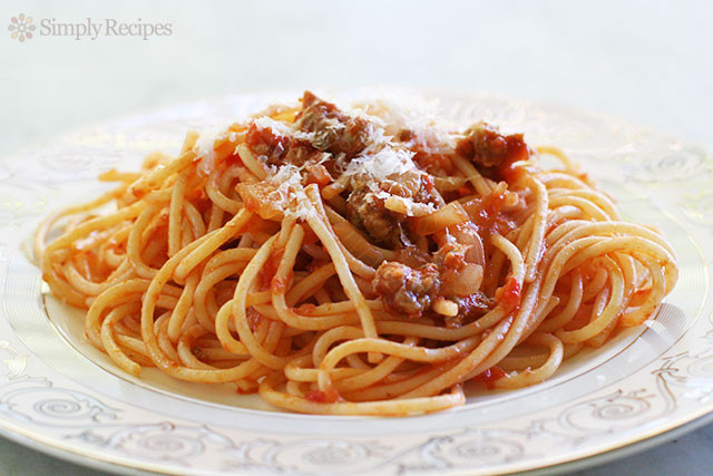 Italian Spaghetti Recipe
 EASY Italian Sausage Spaghetti Recipe