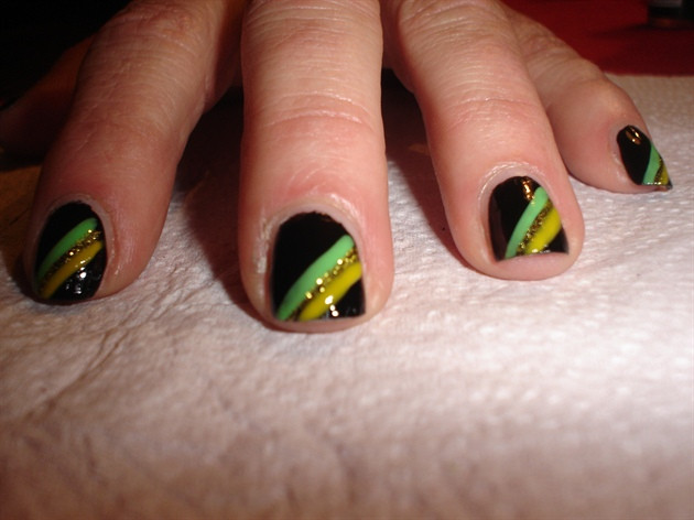 1. Jamaican Flag Nail Art - wide 6