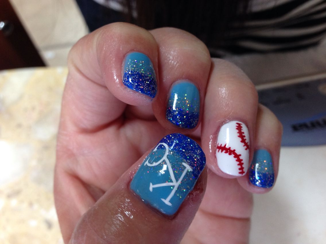 Kansas City Royals Nail Art
 KC Royals nails by Song LSMO Foxy Nails