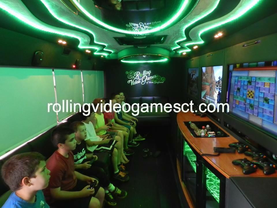 Kids Game Party Bus
 Mobile Game Limo Bus