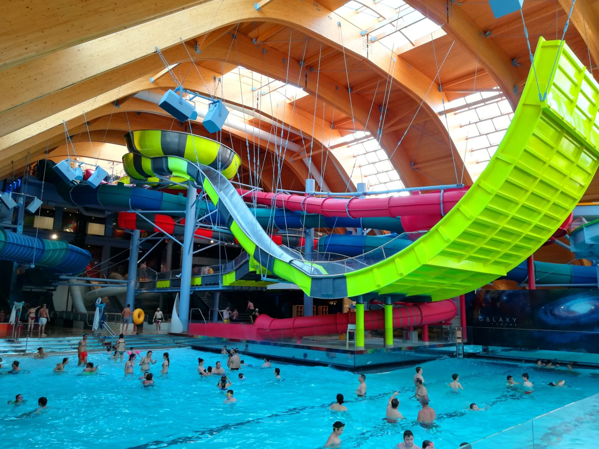 Kids Indoor Amusement Parks
 Indoor Waterparks Keep Summer Alive Wherever Family
