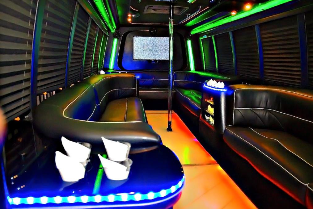 Kids Party Bus Nyc
 Party Bus San Antonio TX 12 Cheap Party Buses For Rent