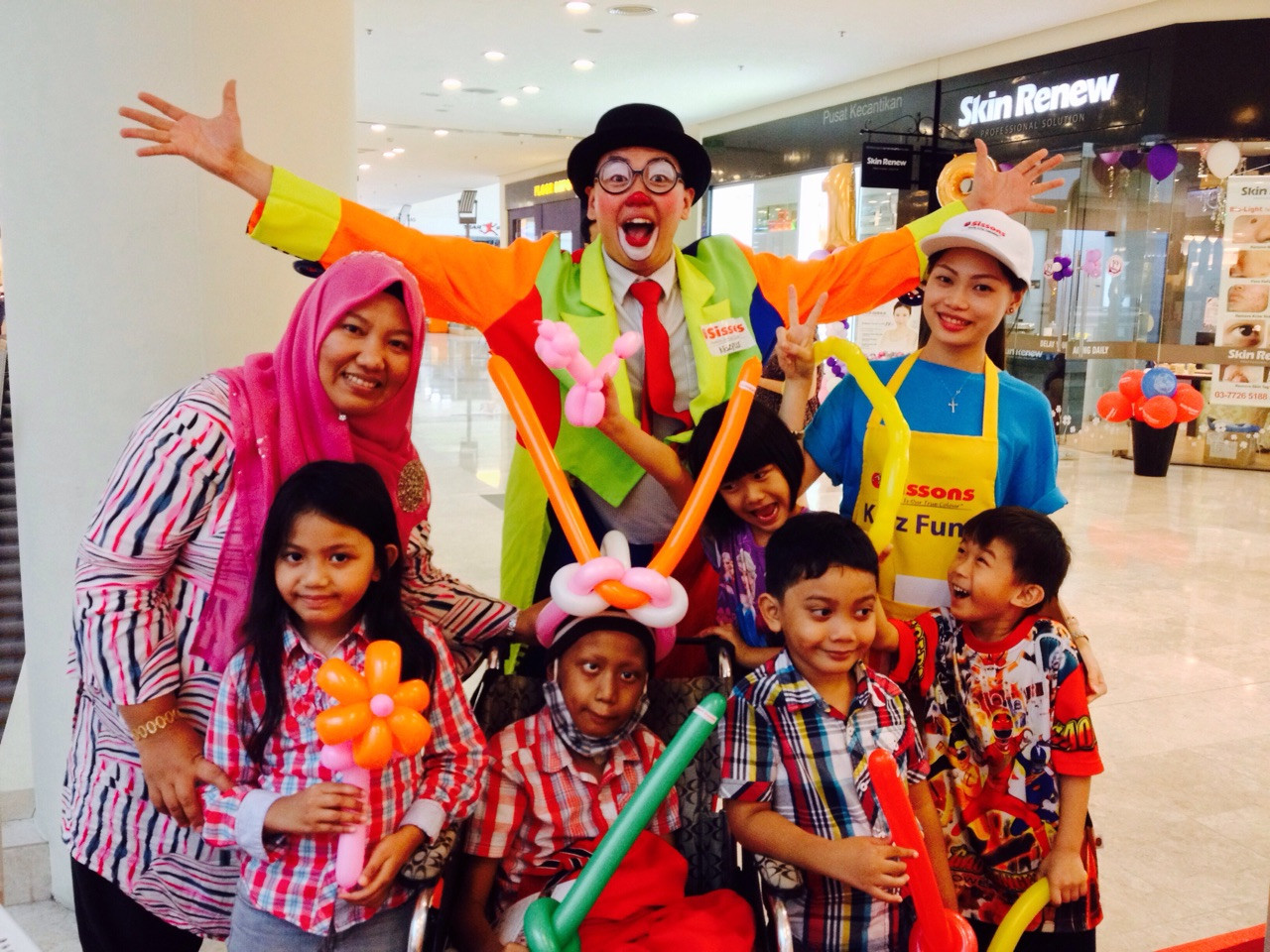 Kids Party Clown
 Clowns for Kids Birthday Parties in Malaysia Allan