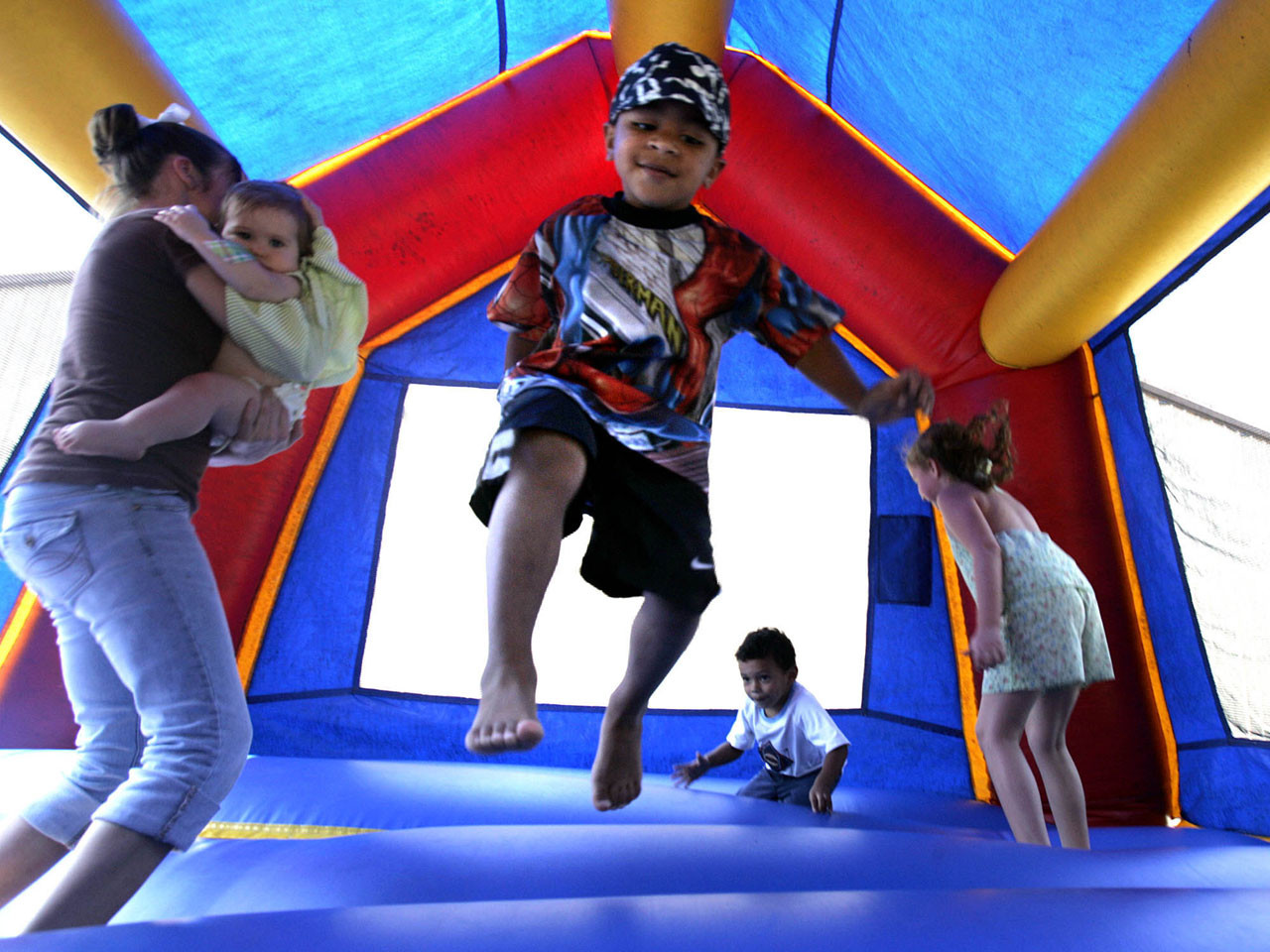 Kids Party Jump
 Bounce houses injure a U S child every 46 minutes study