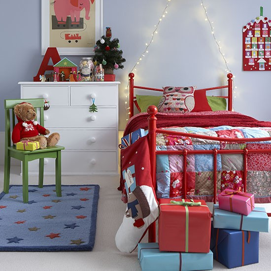 Kids' Room Curtains Ideas
 27 Cool And Fun Christmas Décor Ideas For Kids’ Rooms
