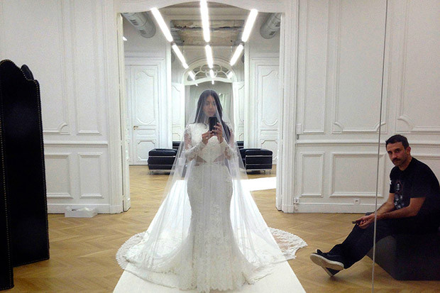 Kim Kardashian Wedding Veil
 The 10 most iconic celebrity wedding dresses