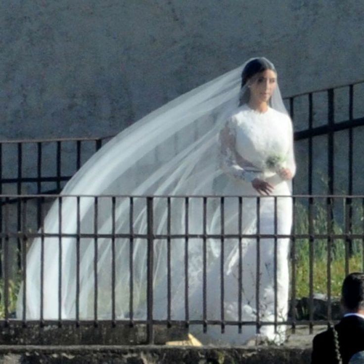 Kim Kardashian Wedding Veil
 17 Best images about Kim & Kanye s Wedding on Pinterest