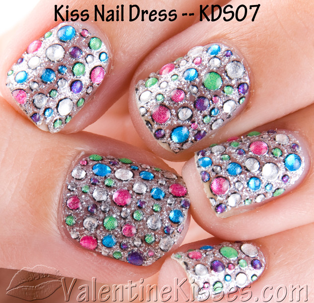 Kiss Nail Designs
 Valentine Kisses Kiss Nail Dress design KDS07 pics