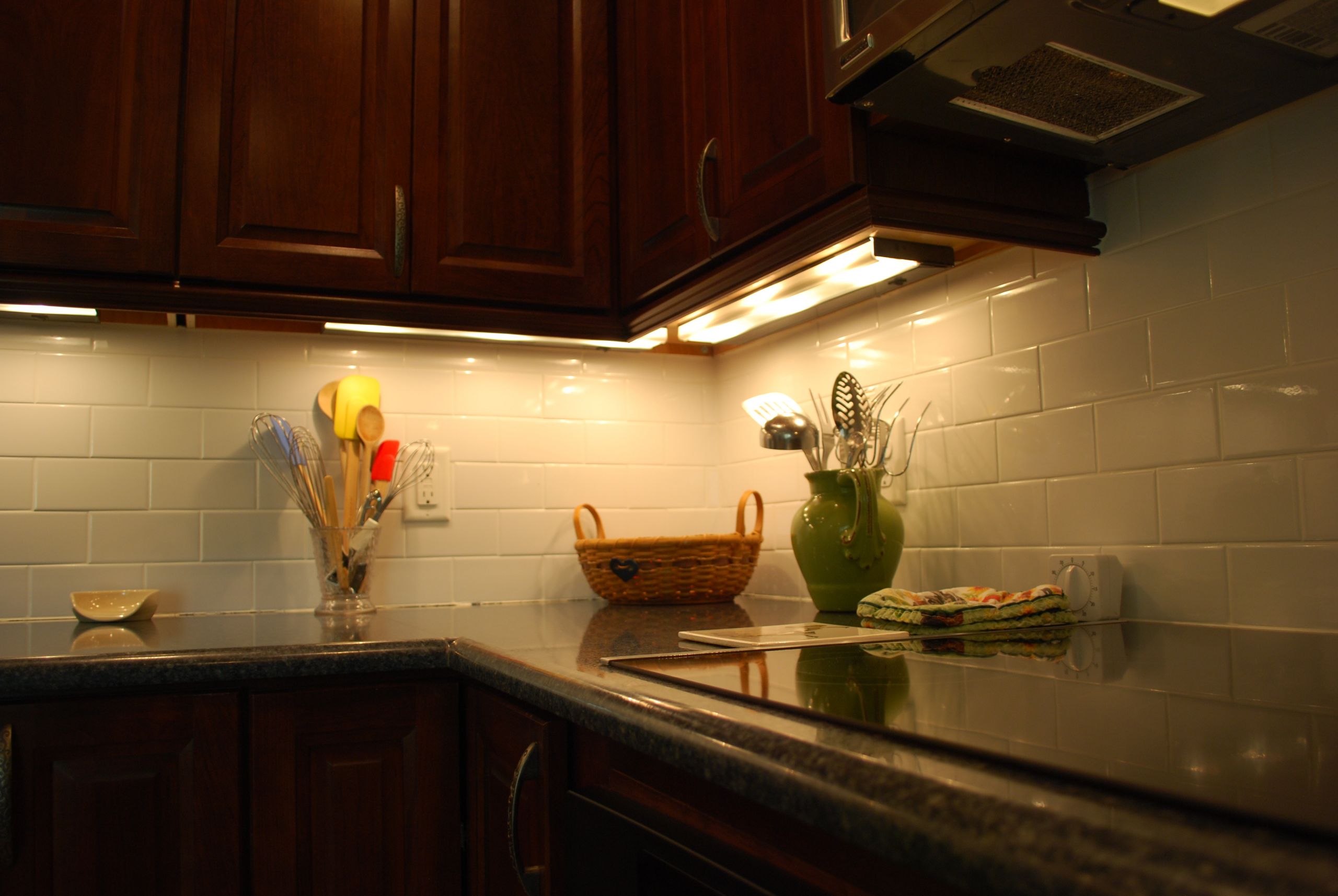 Kitchen Cabinet Light
 Allgood Electric San Antonio TX