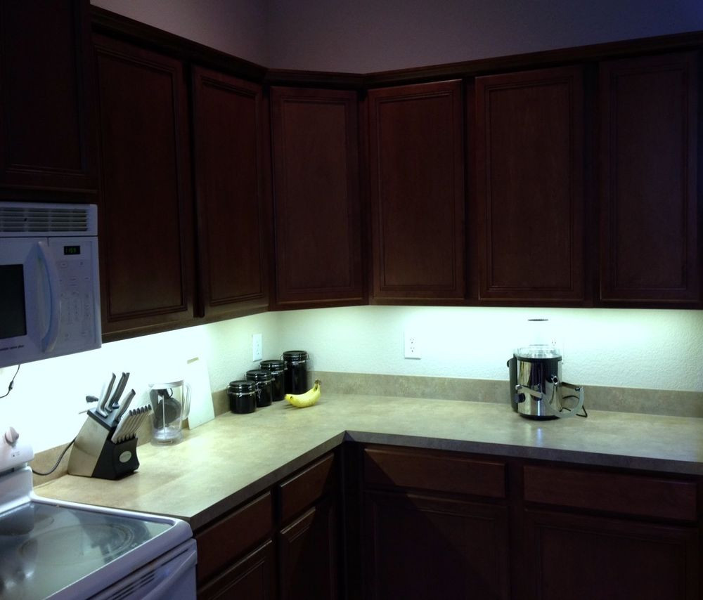 Kitchen Cabinet Light
 Kitchen Under Cabinet Professional Lighting Kit COOL WHITE