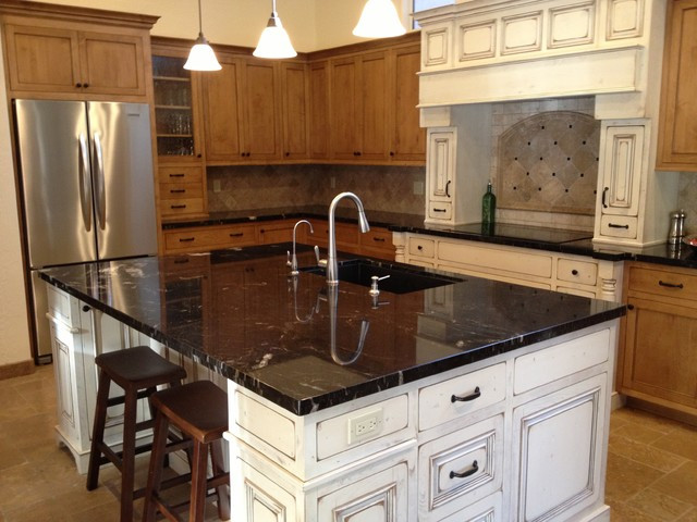 Kitchen Countertops Pictures
 Granite Countertop Traditional Kitchen Phoenix by