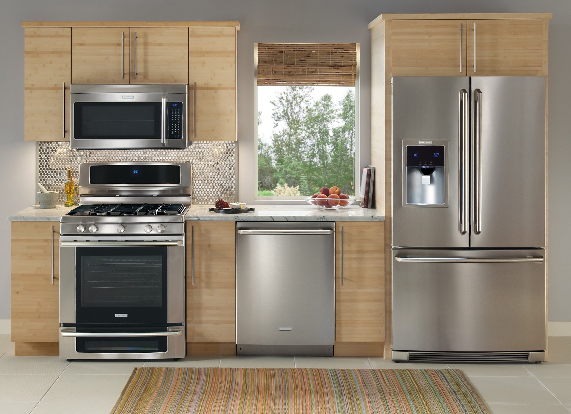 Kitchen Small Appliance
 9 Kitchen Features that will Increase Your Home’s Appeal