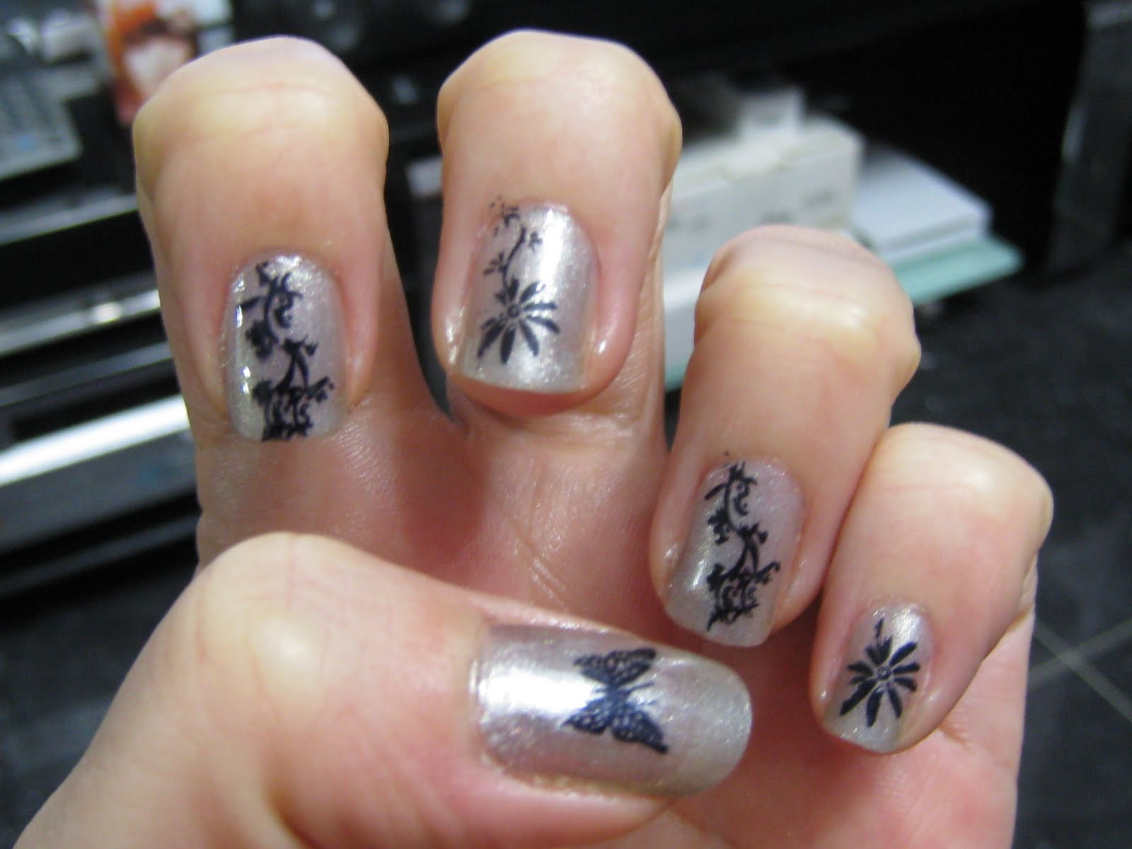 Konade Nail Art
 Beauty Blog Konad Stamping Nail Art 006