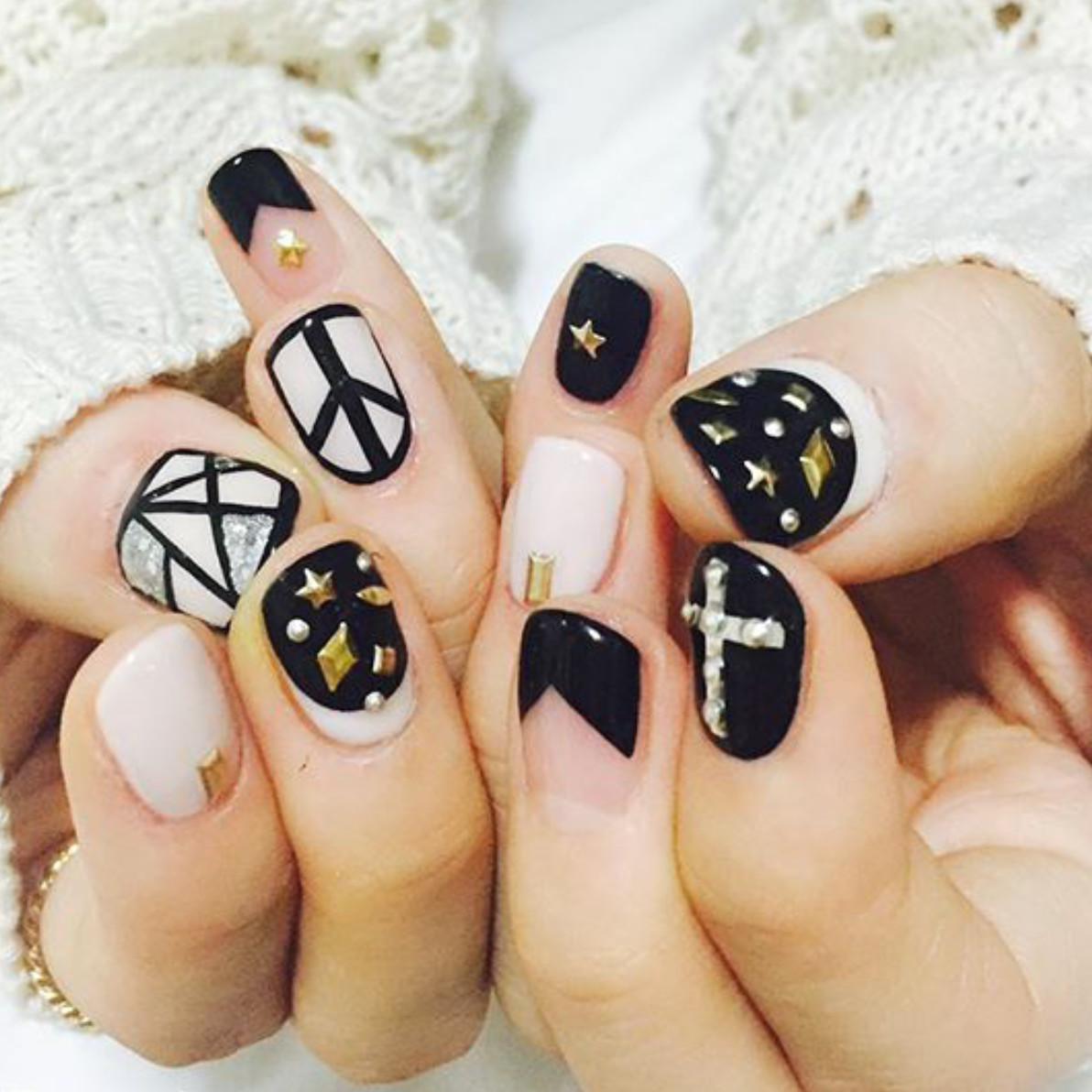 Korean Nail Designs
 Korean nail art