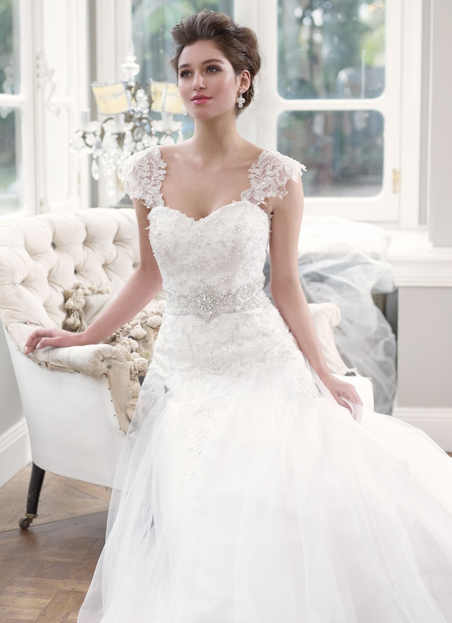 Lace Top Wedding Dress
 All Wedding Dresses Trends and Ideas Top 20 Lace Wedding