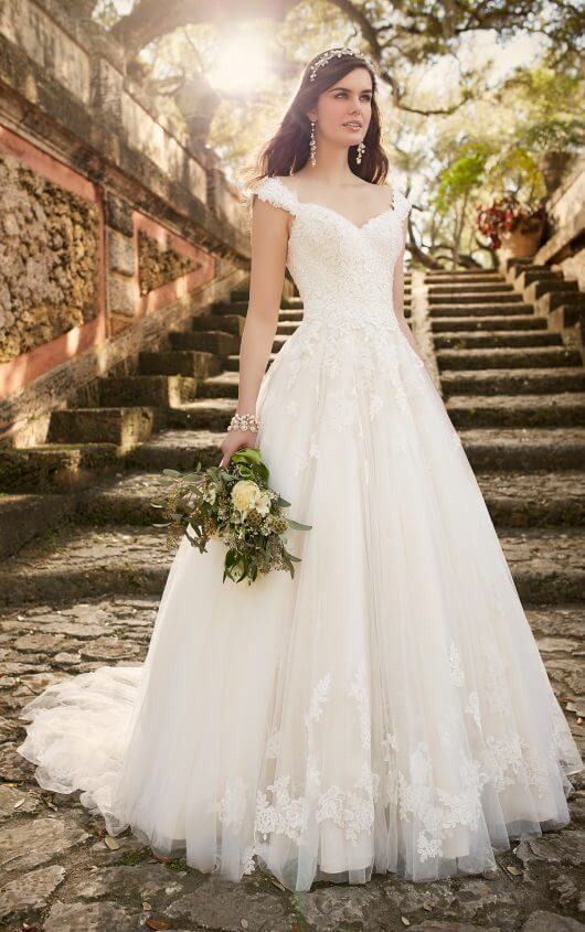 Lace Wedding Dresses With Cap Sleeves
 Lace Wedding Dresses with Cap Sleeves
