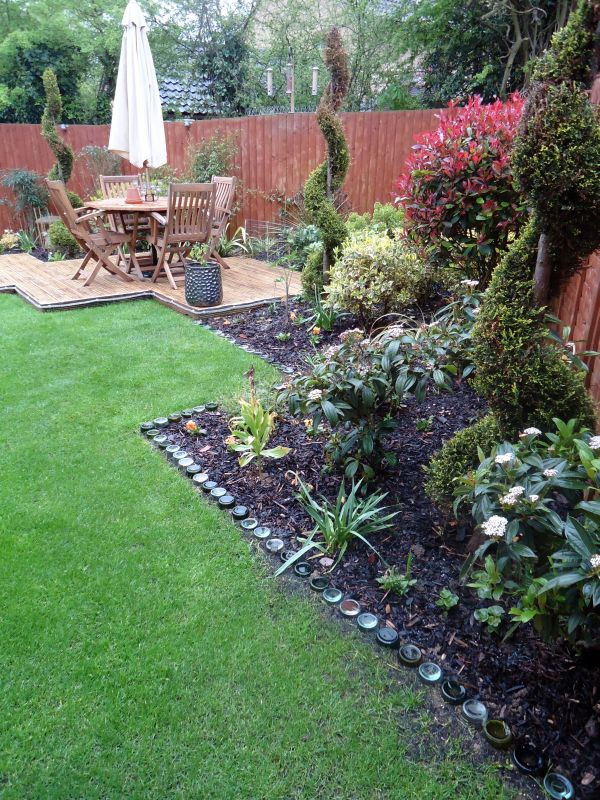 Landscape Edging Ideas
 17 Simple and Cheap Garden Edging Ideas For Your Garden