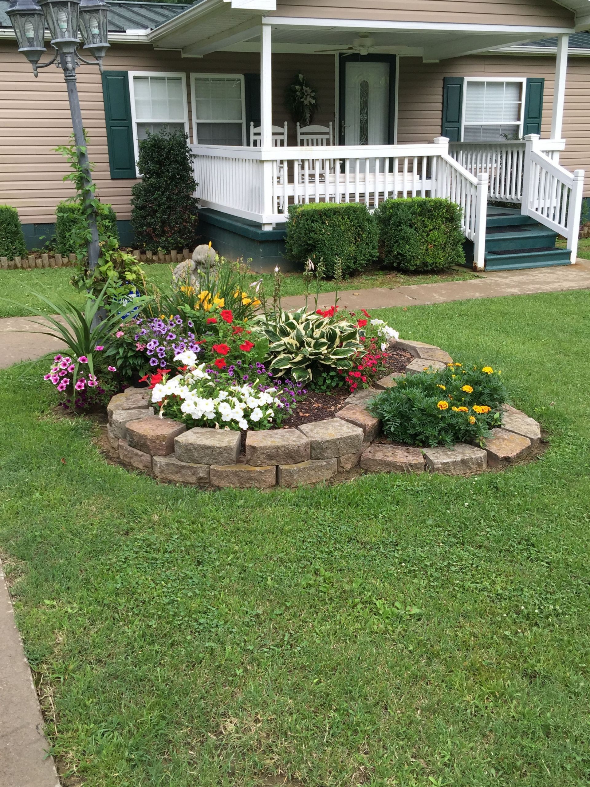 Landscape For Small Front Yards
 50 New Front Yard Landscaping Design Ideas