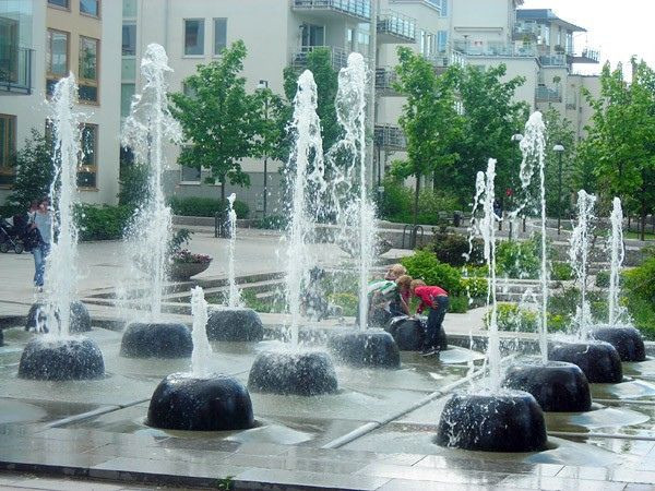 Landscape Fountain Public
 public space fountains & kids