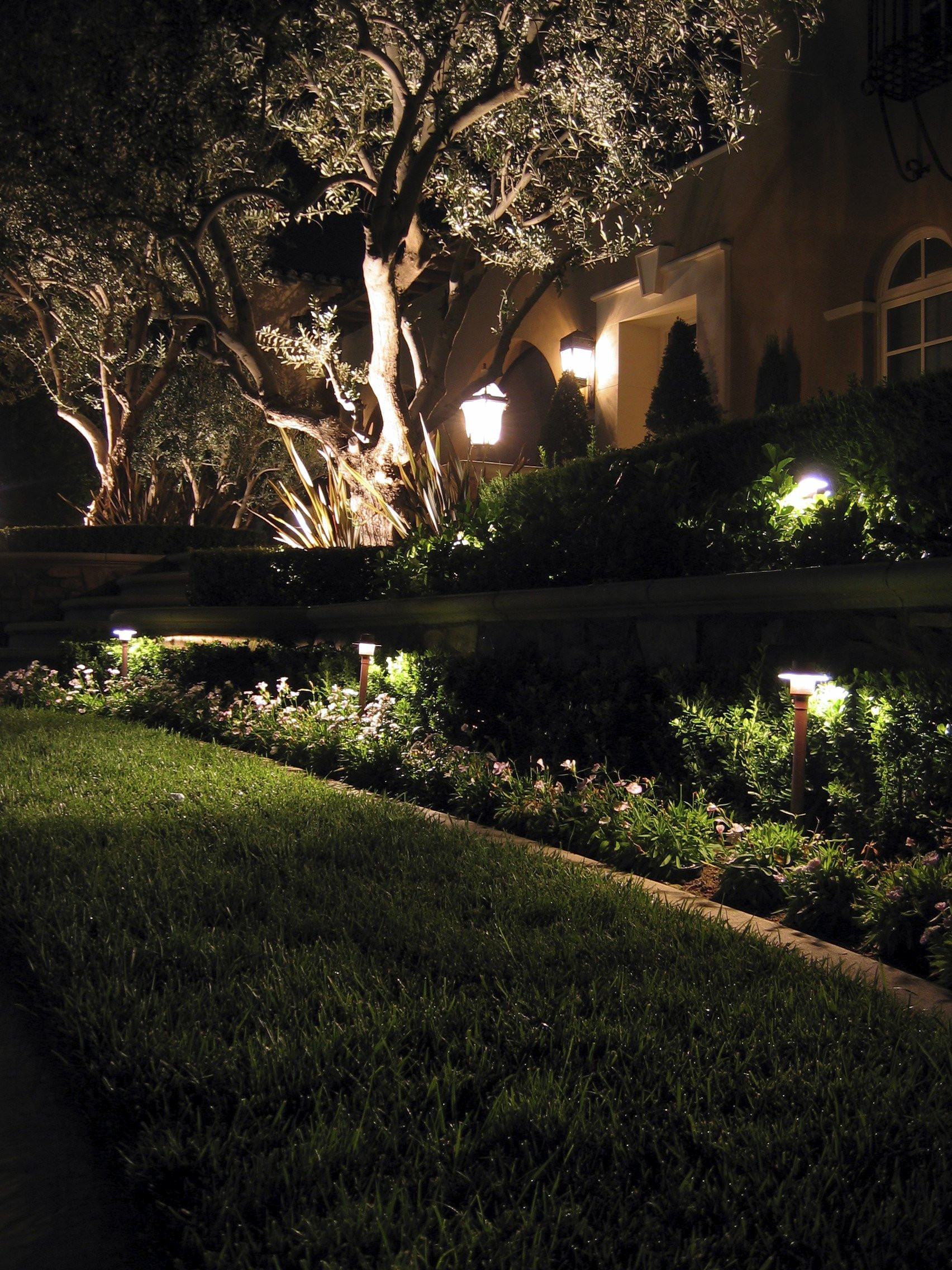 Landscape Led Lighting
 7 Inspirational Ideas For Outdoor LED Landscape