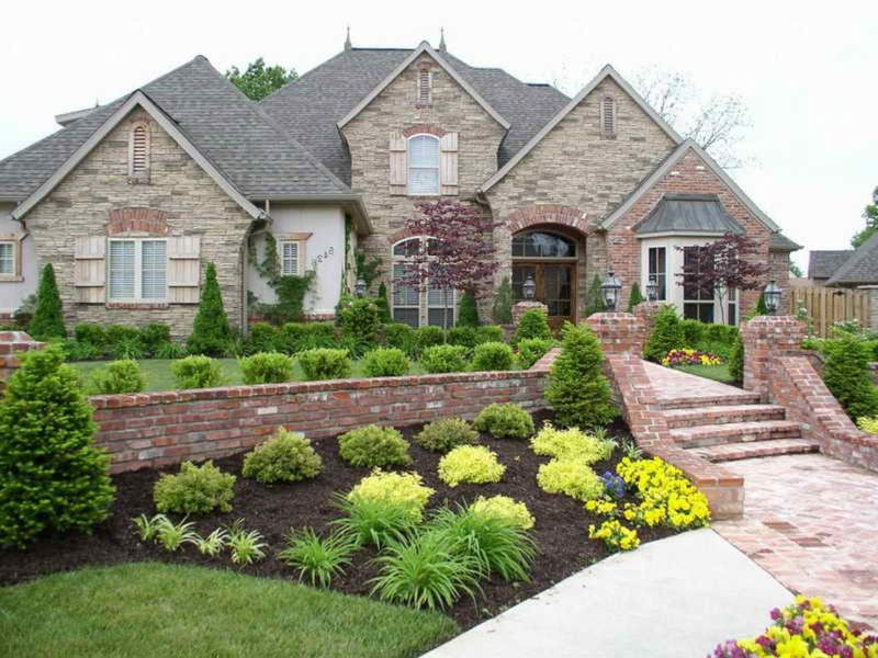 Landscape Pictures Front House
 Home Landscaping Ideas To Inspire Your Own Curbside Appeal