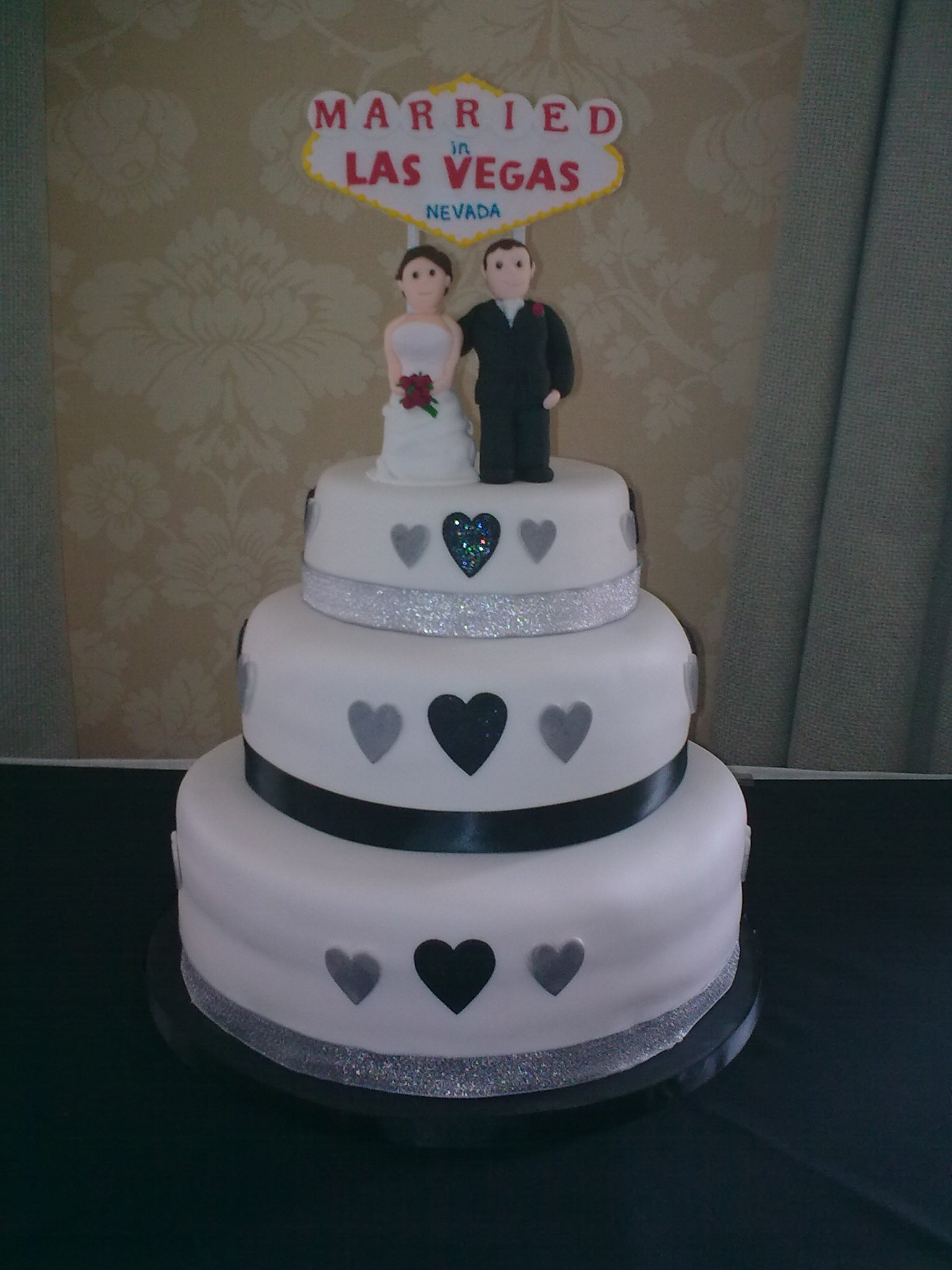 Las Vegas Wedding Cakes
 jo las vegas wedding cake 2