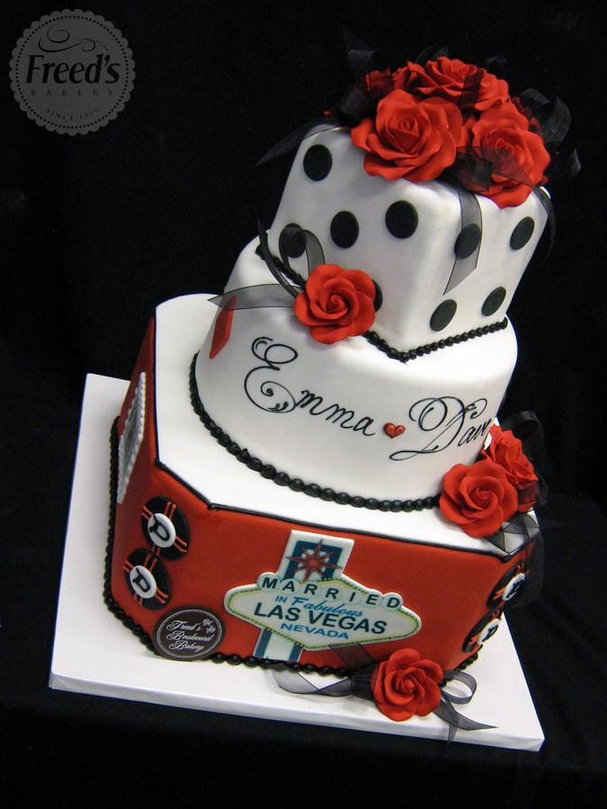 Las Vegas Wedding Cakes
 Las vegas themed wedding cakes idea in 2017