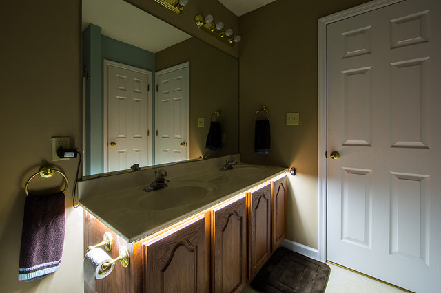 Led Bathroom Lighting
 LED Bathroom Vanity Under Counter Lighting Traditional